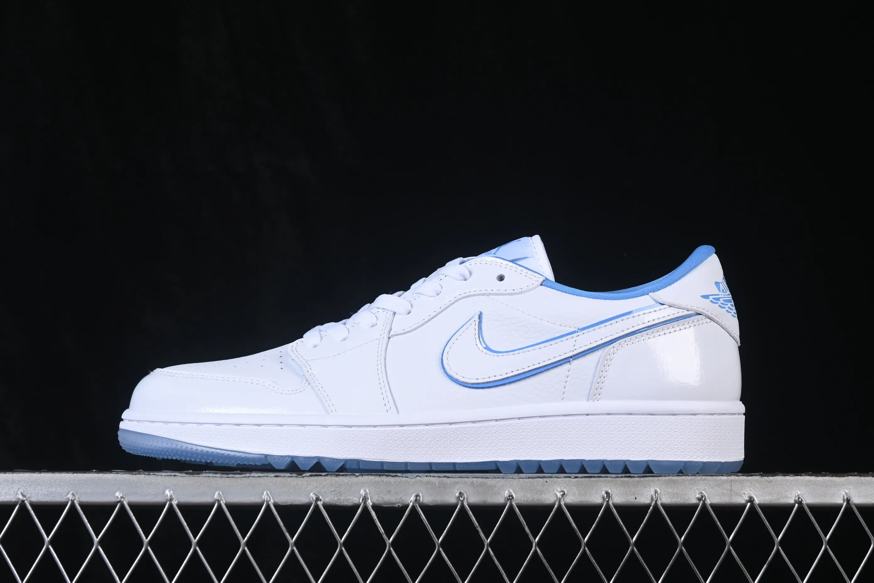 All categories Air Jordan Jordan series basketball shoes Air Jordan 1 Low Air Jordan 1 Low AJ1 Joe 1 patent leather white and blue low-top retro cultural basketball shoes DD9315-118